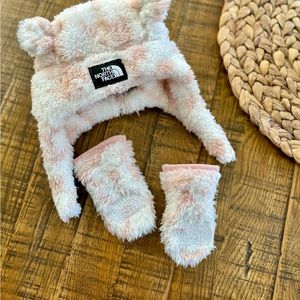 The North Face Baby Bear Beanie and Gloves in Gardenia White Fade Floral